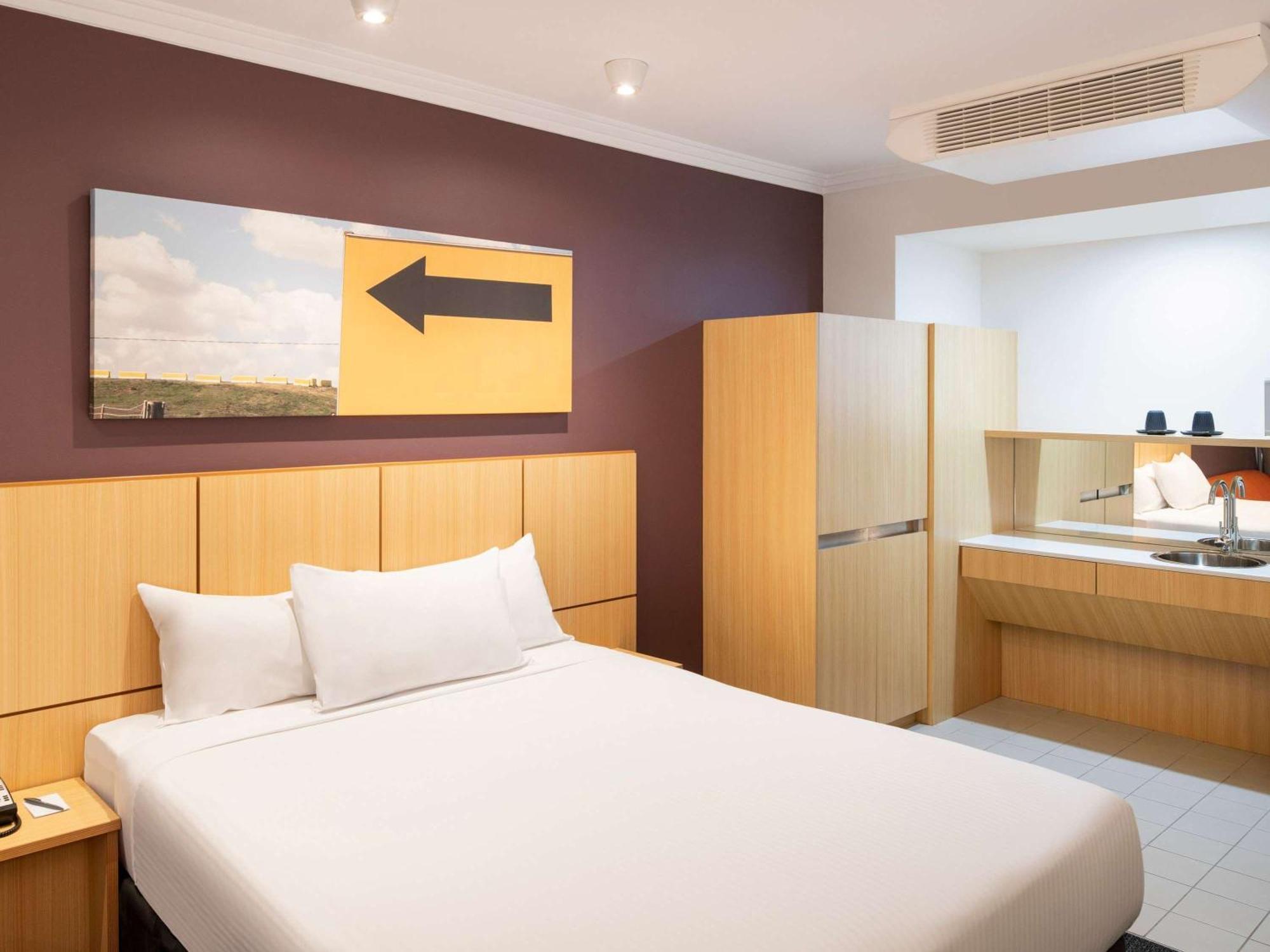 Mercure Sydney Blacktown Arndell Park Exterior foto